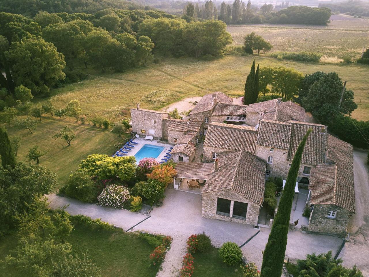 Gites De La Croix Du Gres (Adults Only) Valaurie Esterno foto